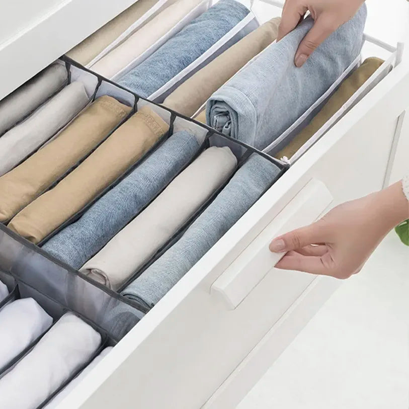 03 Clothes Organizer